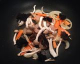 A picture of step 4 of Super Easy Vegetable-Packed Authentic Chop Suey.