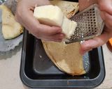 A picture of step 7 of Calzones.