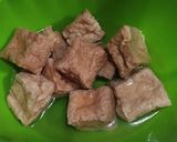 Foto langkah ke 1 dari resep Tahu Cabe Hijau Masak Kecap.