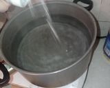 Φωτογραφία βήματος 2 της συνταγής Τορτελίνια με μανιτάρια αλά κρεμ και τυρί τριμμένο