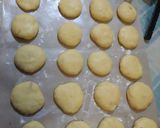 Foto langkah ke 5 dari resep Bomboloni coklat (donat isi coklat.