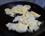 Foto langkah ke 1 dari resep Sosis Telur Asam Manis.