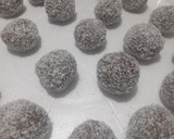 Foto del paso 3 de la receta: Trufas de galletitas María y coco