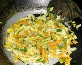 Foto langkah ke 2 dari resep Omelet sayur.