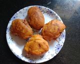 A picture of step 6 of Kakroler Pur/ Teasle gourd pakoda.