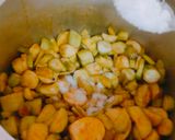 अरबी तुरई की सब्जी (arbi turai ki sabzi recipe in Hindi) रेसिपी चरण 4 फोटो