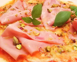 Foto del paso 4 de la receta: Pizza con Mortadela de Bolonia y Pistachos