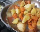भोगेर खिचरी (bhoger khichuri recipe in Hindi) रेसिपी चरण 9 फोटो