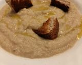 Foto del passaggio 4 della ricetta Vellutata di cavolfiore con crostini di pane