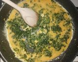 Spenótos-tojásos farfalle recept fázis 2 fotója