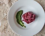 Foto del passaggio 11 della ricetta Fettuccine rosa con crema alla robiola e pesto di rucola