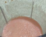 Foto langkah ke 2 dari resep Guava milk shake.