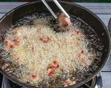 รูปขั้นตอนการทำที่ 14 ของ แหนม ซี่โครงหมูทอด อาหารไทยรสเปรี้ยว กลิ่นหอมรัญจวน