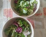 Foto del passaggio 2 della ricetta Insalata mista con carciofi grigliati sott'olio, speck, asiago e focaccia