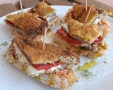 Foto del paso 7 de la receta: Pincho de Cachopo de Piquillo y Brie en Pan de Coca