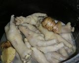 Foto langkah ke 1 dari resep Ceker Saus Simple.
