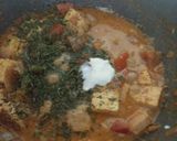 A picture of step 6 of Paneer do pyaza.