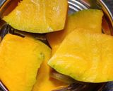 কুমড়োর বড়া (kumror bora recipe in Bengali) রেসিপি ধাপ - 1 ছবি