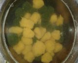 Foto langkah ke 6 dari resep Bakso Vegetarian Kuning Hijau.