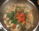 A picture of step 4 of Chicken bacon ranch pasta.