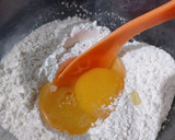 Foto langkah ke 1 dari resep Pancake sederhana.