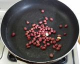 A picture of step 2 of Kanda Poha.