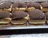 Foto del paso 6 de la receta: Tortitas negras con sabor a naranja, rellenas de dulce de leche