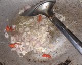 Foto langkah ke 2 dari resep Tumis kangkung saus tiram.