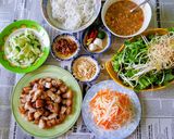 A picture of step 6 of Bún Mắm with Crispy Pork Belly.