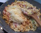 A picture of step 2 of Baked macaroni cheese.