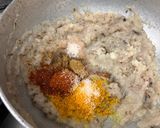 A picture of step 2 of Chicken legs masala.