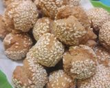 Foto langkah ke 5 dari resep Onde-onde Ketawa Renyah Simple.