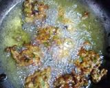 A picture of step 2 of Crispy Aloo pyas pakoray.