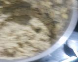 A picture of step 4 of Healthy Protein rich Chilkewali moong dal cups and medu vade for breakfast.