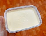 Hình bước làm 3 của món Kem sầu riêng trứng gà