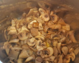 Foto del paso 2 de la receta: Crema de hongos