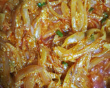 A picture of step 2 of Dahi pyaza.