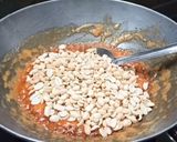 A picture of step 4 of Peanut chikki.