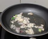 Foto langkah ke 3 dari resep Tongkol Suwir Pedas.