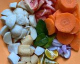 Foto langkah ke 1 dari resep Tomyam seafood.