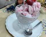 A picture of step 5 of Strawberry ice cream.