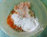 Foto langkah ke 1 dari resep Bola -bola ayam.
