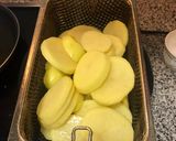 Foto del paso 1 de la receta: Cazuela (patatas con bacalao y huevos cocidos)