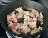 Hình bước làm 2 của món Cải Chua Xào Ba Chỉ Bò