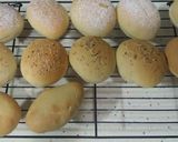 Foto del paso 1 de la receta Bollos tiernos de leche, mantequilla y miel 