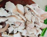 Hình bước làm 2 của món Khoai tây xào thịt ba rọi