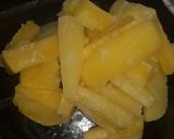 Foto del paso 1 de la receta: Palitos de yucas fritas y crocantes