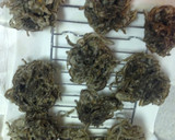 A picture of step 5 of Delicious Secret in the Batter: Mozuku Tempura.