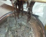 A picture of step 3 of Delicious Secret in the Batter: Mozuku Tempura.