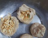 A picture of step 4 of Whole wheat paneer paratha.